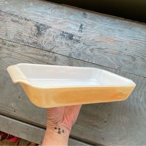 Vintage Anchor Hocking Fire King 432 casserole dish